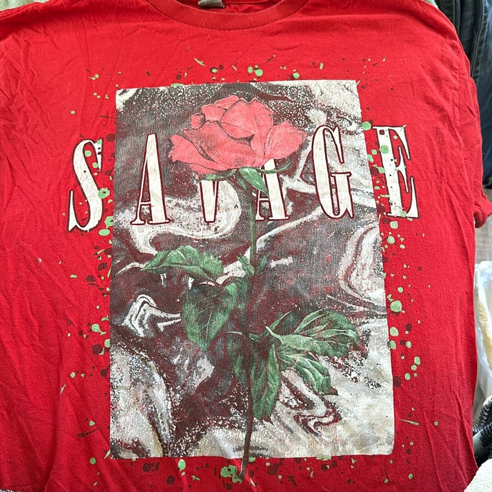 Gildan tshirt red “savage” red rose and gray background